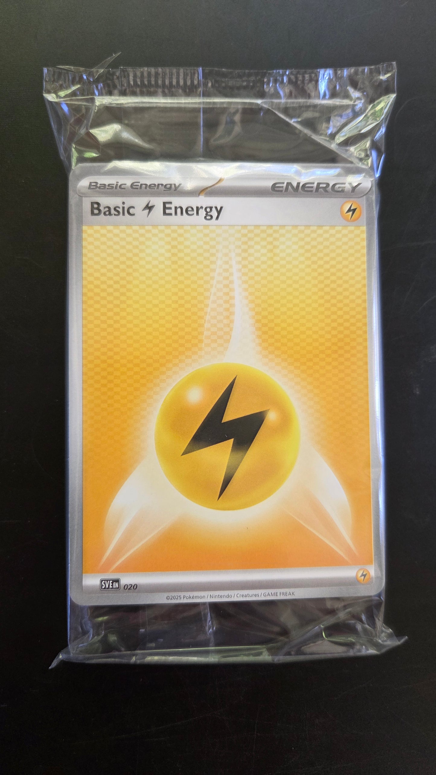 Pokémon TCG Energy Pack – White Flare / Black Bolt